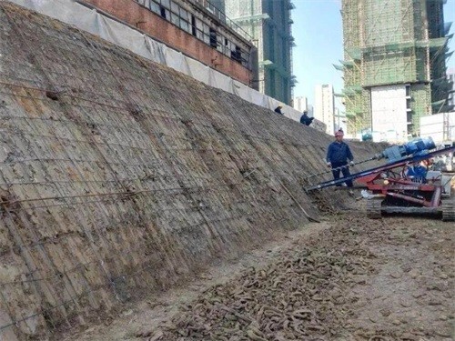 武功建筑边坡支护